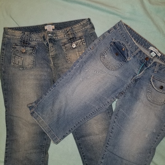 CAPRI/SHORTS - Picture 2 of 4